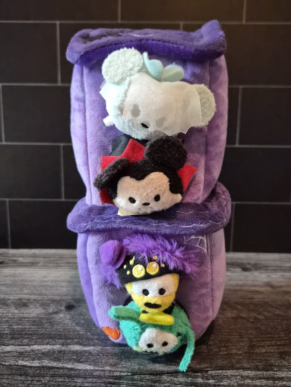 disney tsum tsum haunted halloween house